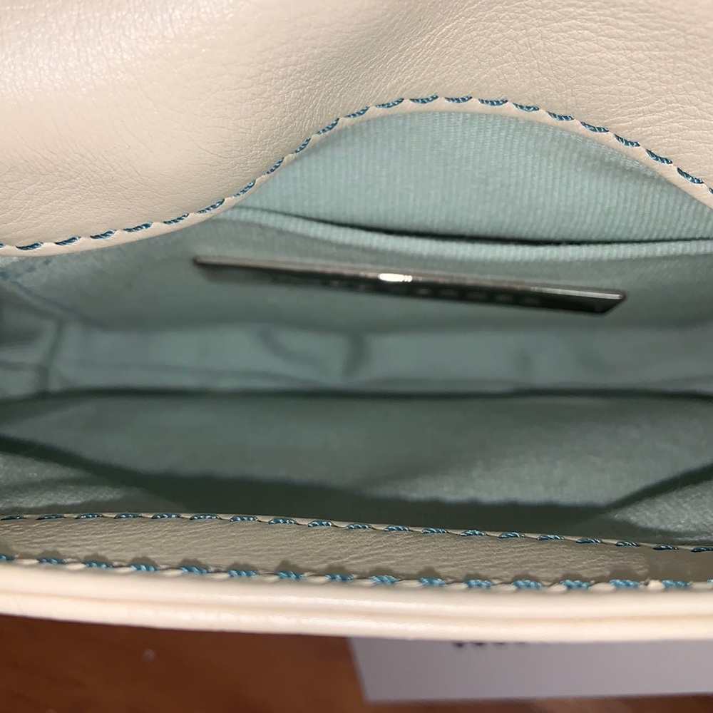 NWT Marc Jacobs Calf Leather “Tulip” Leather Purse - Picture 7 of 13